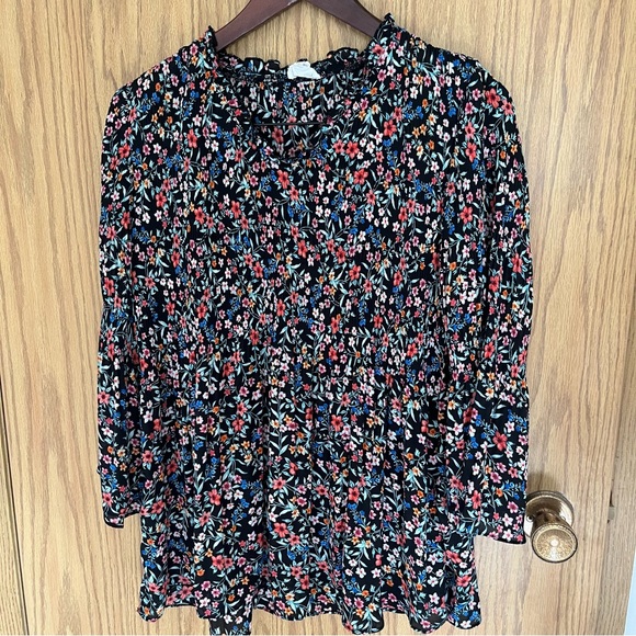 Pretty patterned blouse - Picture 4 of 4